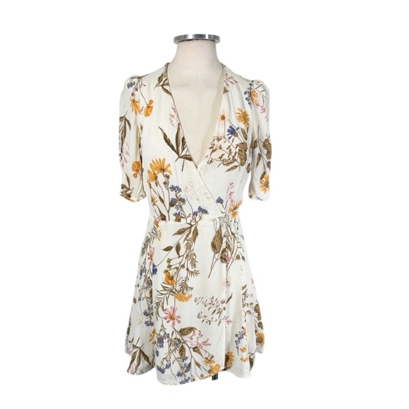 Reformation Lucky Wrap Mini Dress Size Medium - Picture 2 of 11